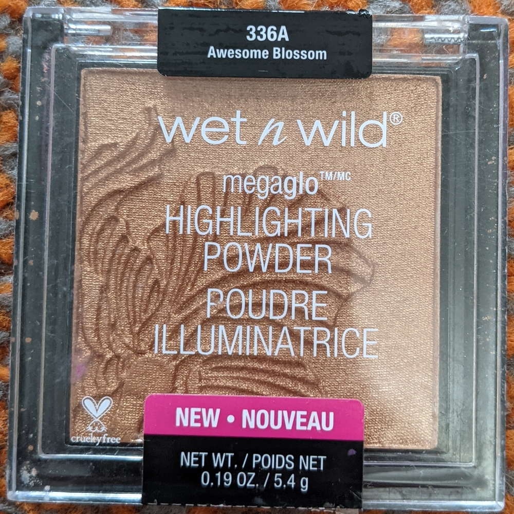 Wet n Wild Megaglo Highlighting Powder Awesome Blossom Copper - Picture 3 of 11